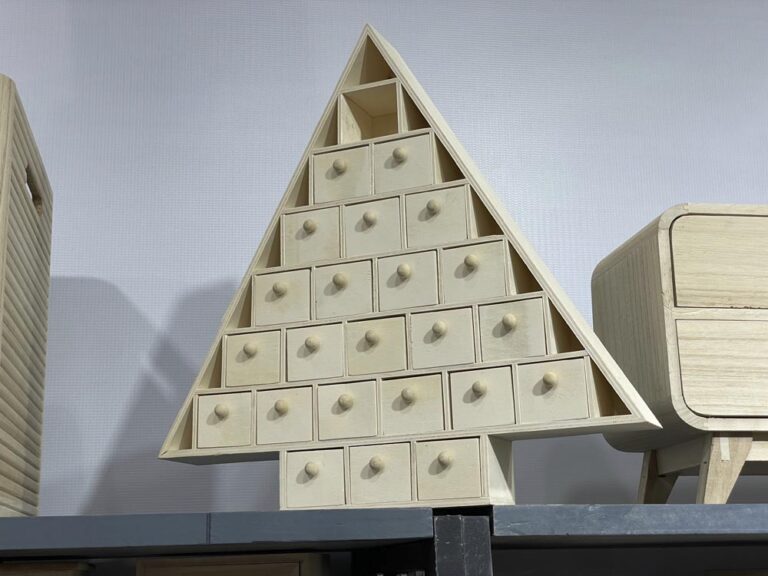 VANA Specialty Packaging Gallery - Advent Calendars