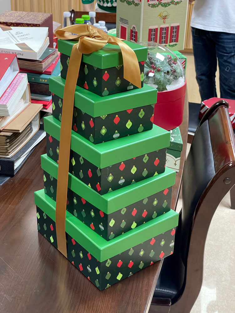 VANA Specialty Packaging Gallery - Box Towers