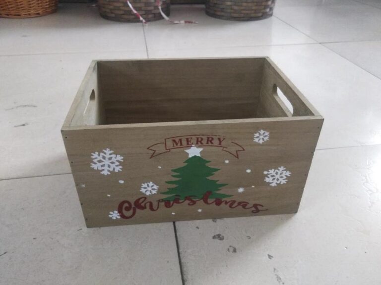 VANA Specialty Packaging Gallery - Gift Baskets & Trays