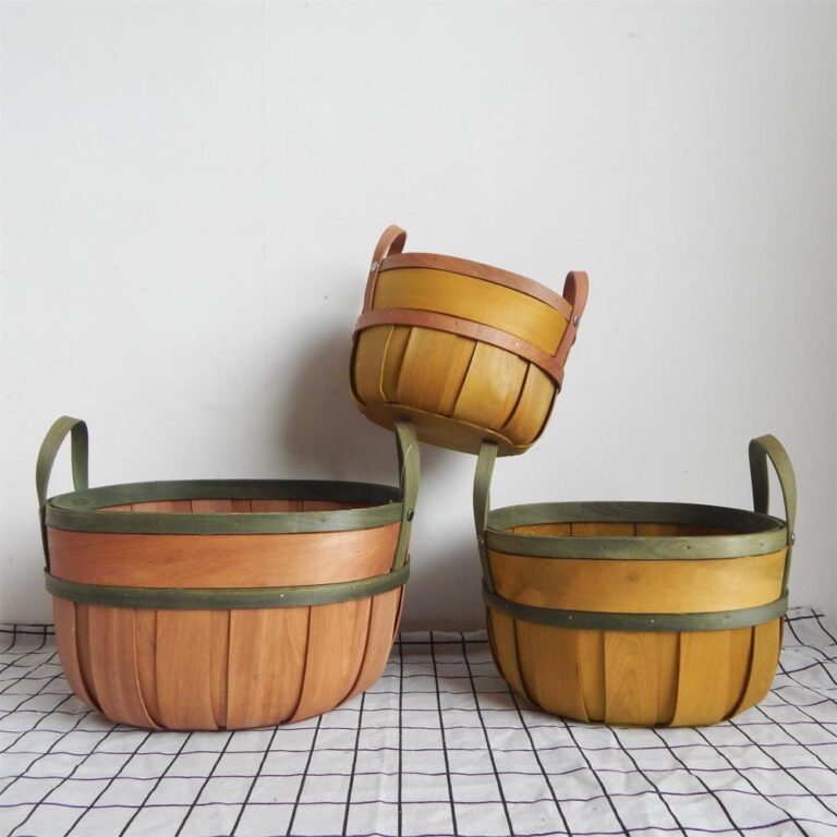 VANA Specialty Packaging Gallery - Gift Baskets & Trays