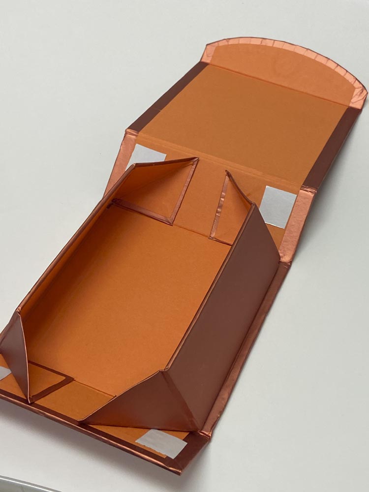 VANA Specialty Packaging Gallery - Rigid Presentation Boxes