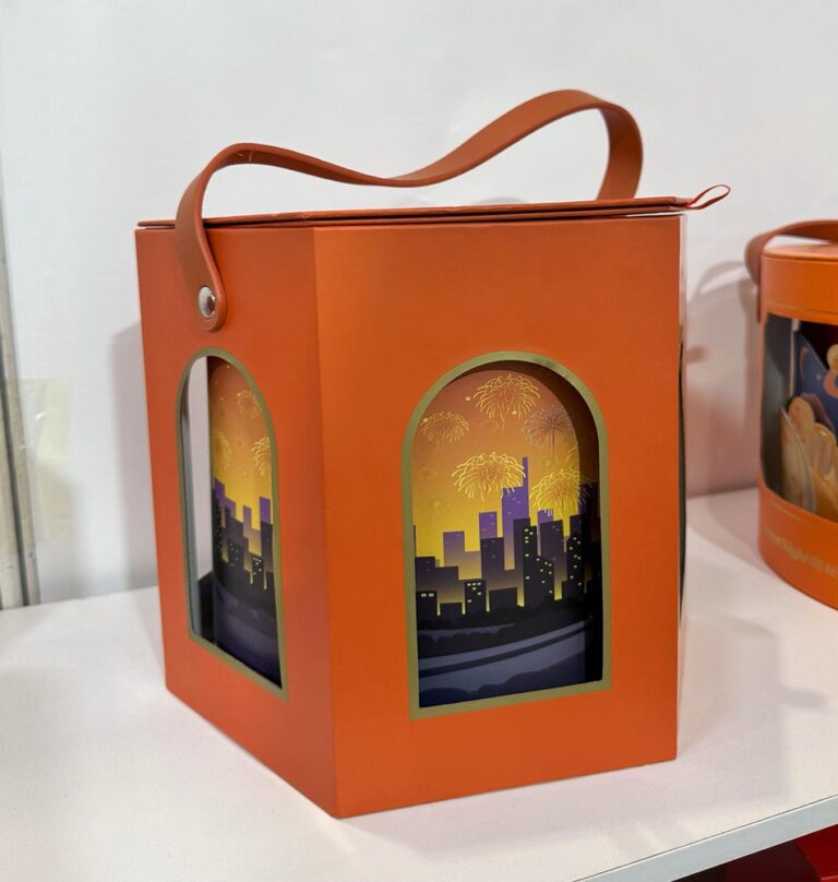 VANA Specialty Packaging Gallery - Rigid Presentation Boxes