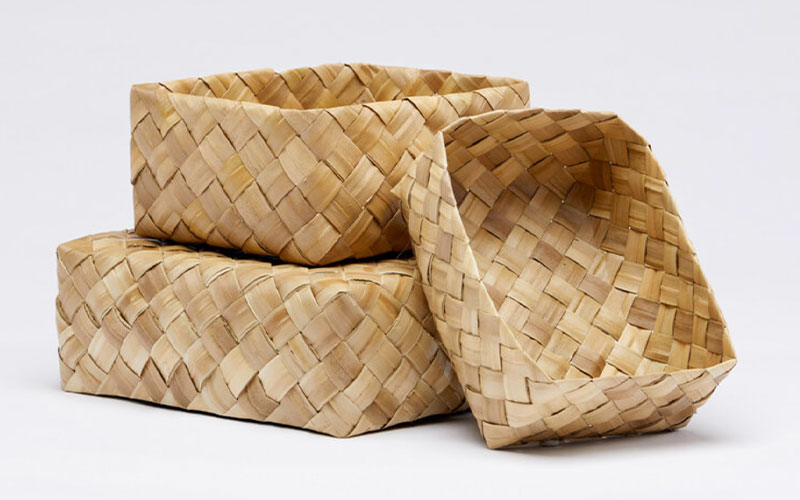 Custom Gift Baskets & Trays